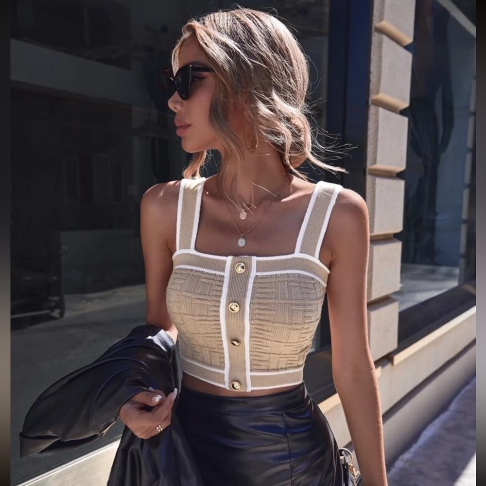 Tan knitted top